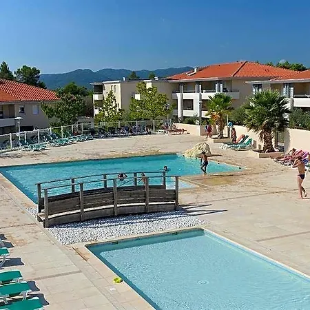 Les Parasols D'argens Hotell 3*