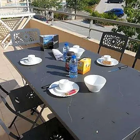 Hotel Les Parasols D'argens 3*